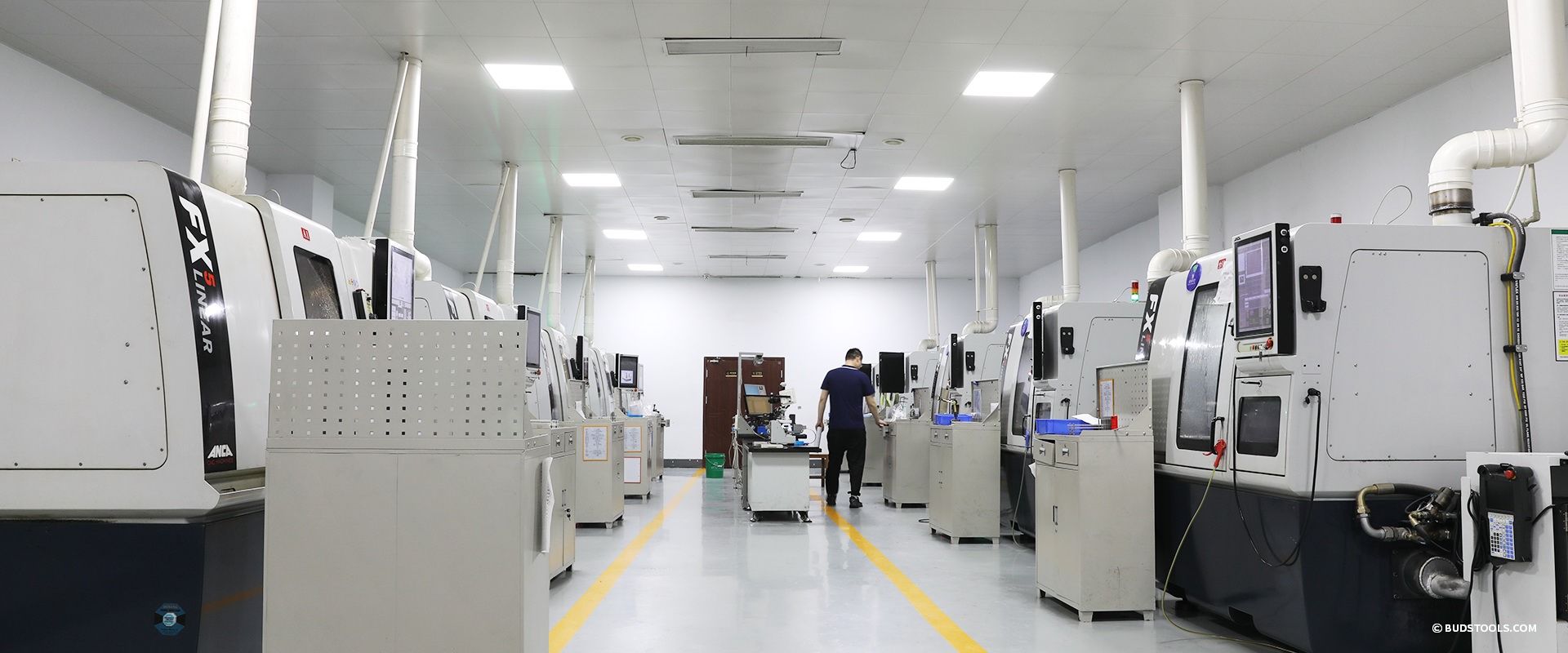 尖尖角精密工具硬质合金刀具生产车间 1