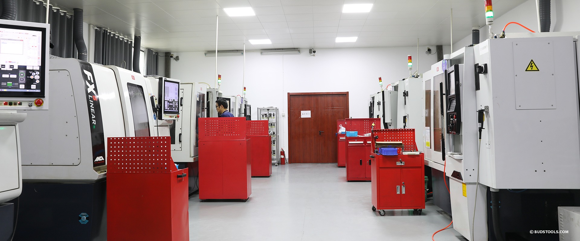 尖尖角精密工具硬质合金刀具生产车间 2